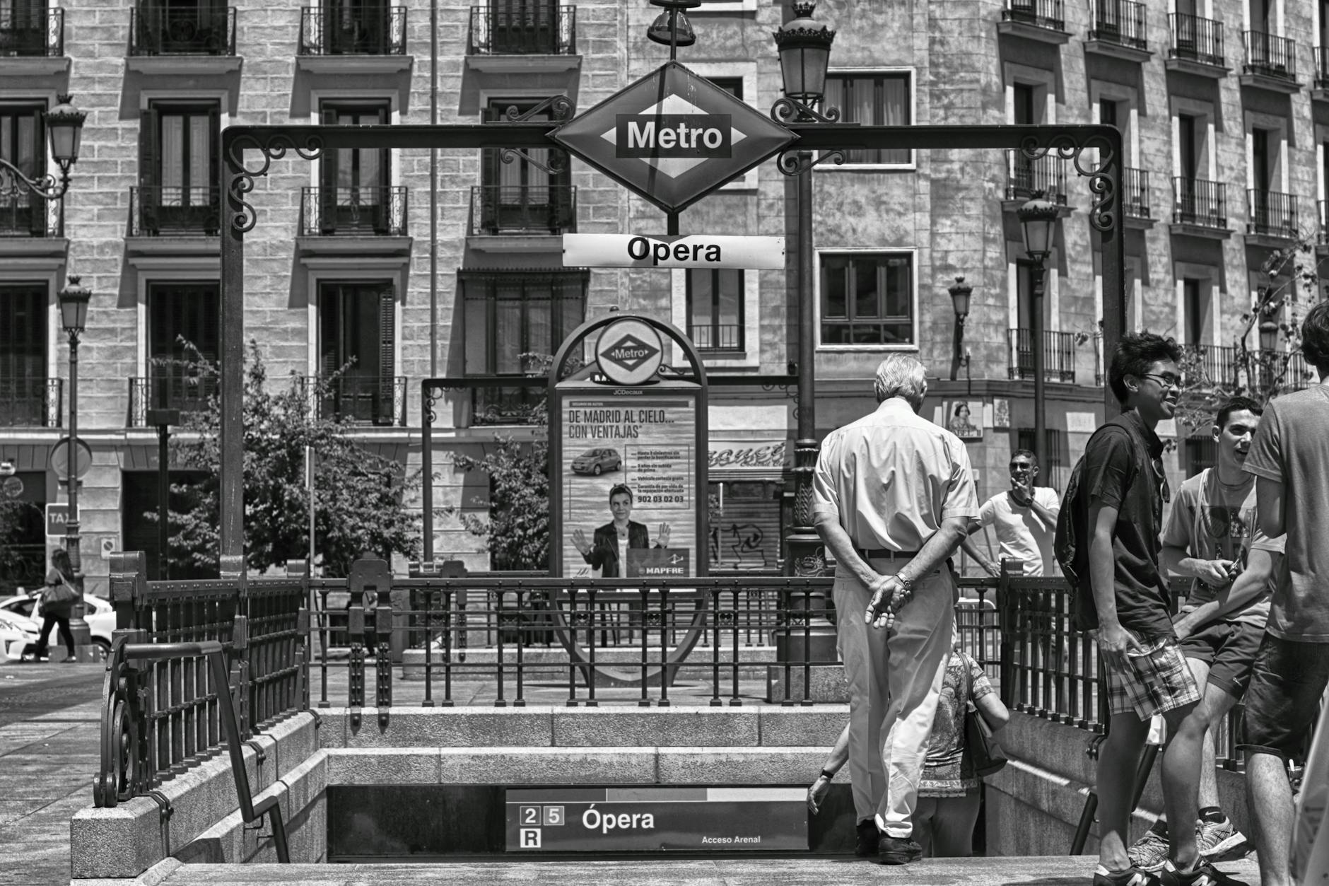 Getting Around Madrid: Complete Transportation Guide