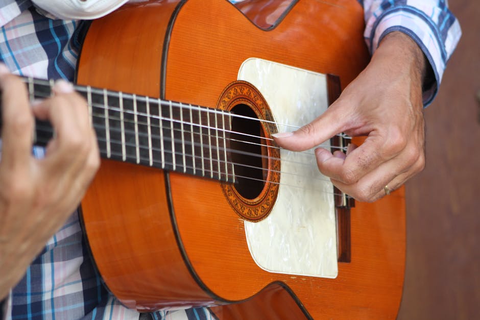 Flamenco Tablaos Madrid: Best 10 Authentic Venues 2026 5 flamenco tablaos Madrid spanish guitar