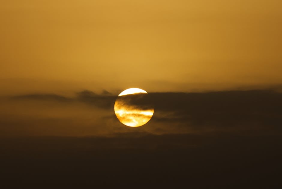 Free Things to Do Madrid Budget Travelers Love (2026) 6 free things to do Madrid budget travel sunset view