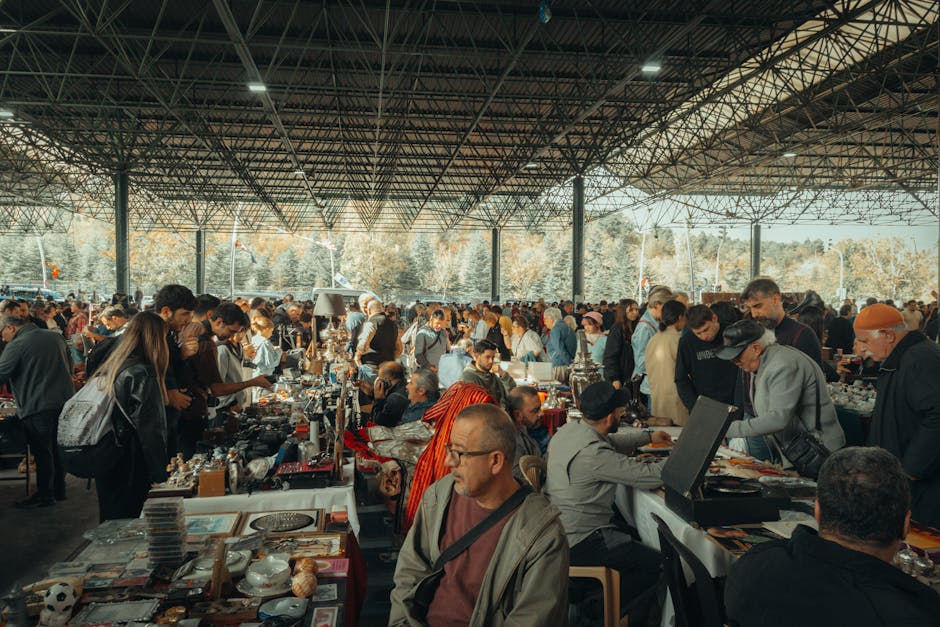 El Rastro Madrid Flea Market: Best Sunday Vintage Guide 2026 2 El Rastro Madrid flea market vintage