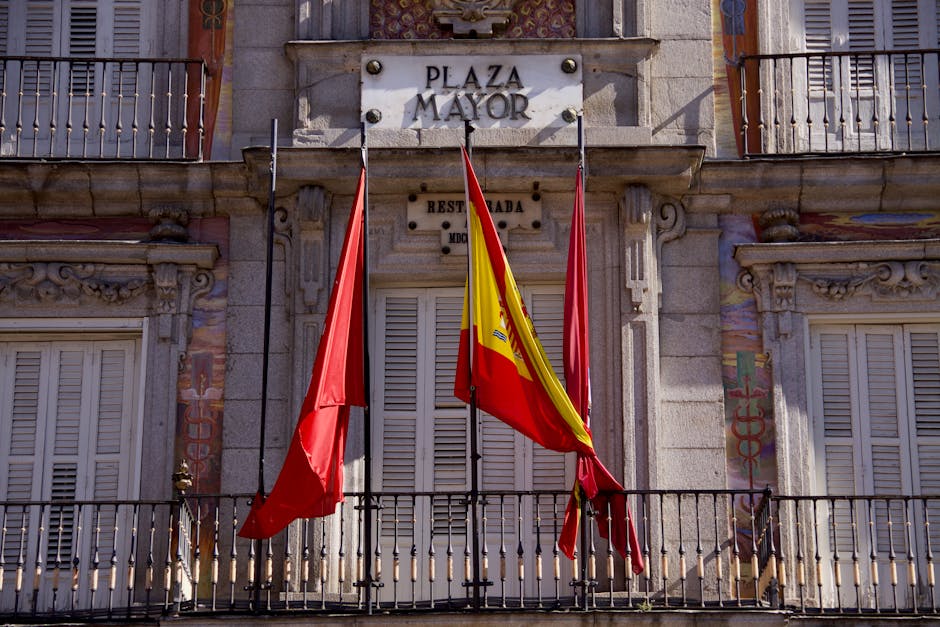 Plaza Mayor Madrid history arches
