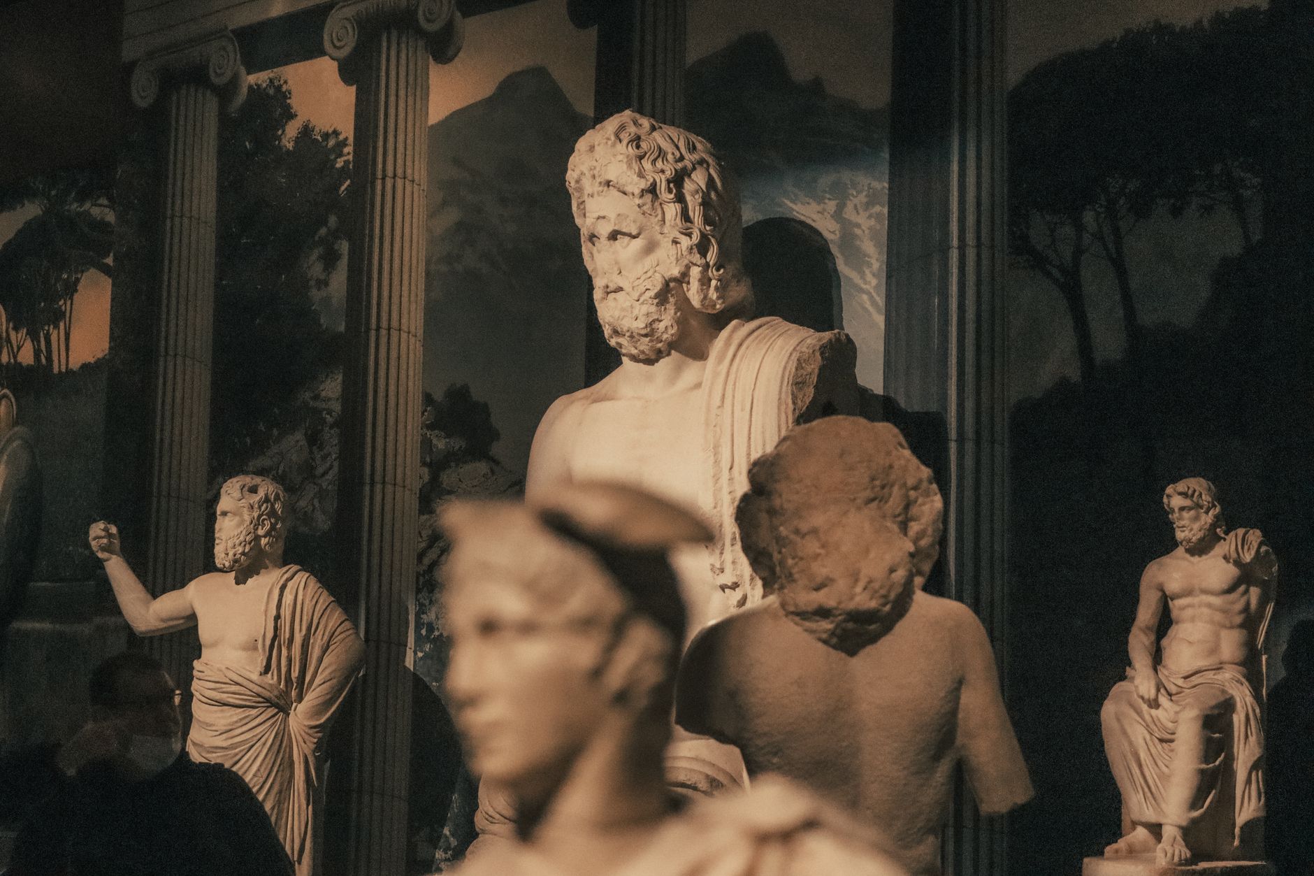 Archaeological Museum Madrid: Best Visitor Guide 2026 4 Greek and Roman marble sculpture on display in a museum gallery